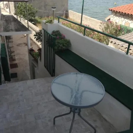 Antonio Apartamento Murter